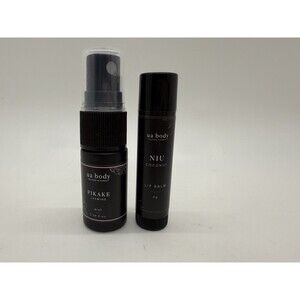 ua body HAWAII Travel Set - NIU COCONUT LIP BALM 4g & PIKAKE JASMINE MIST 0.34oz